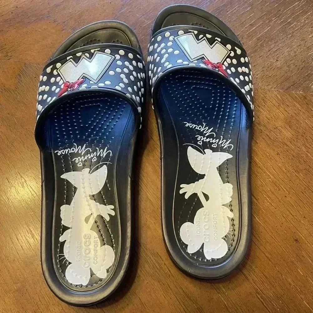 Minnie Mouse Crocs Women’s Size 11…..Perfect‎ Condition *see description